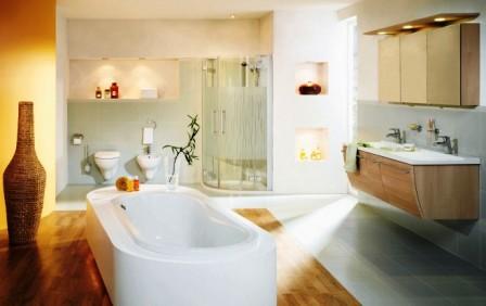 Жидкие обои предпочтительно использовать в просторных ванных комнатах